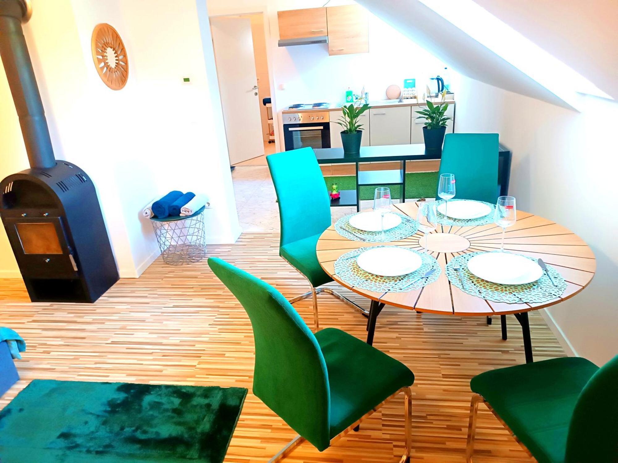 Family Apartments Center Of Muerzzuschlag Kültér fotó